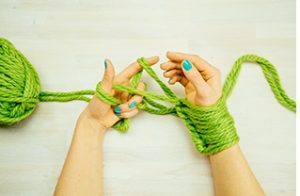 como aprender a tejer a mano-24