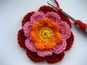 como hacer flores a crochet faciles-34